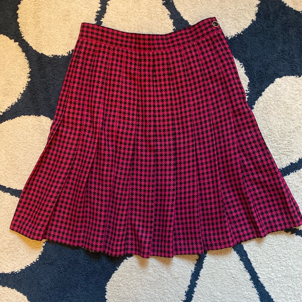 Vintage houndstooth pleated skirt